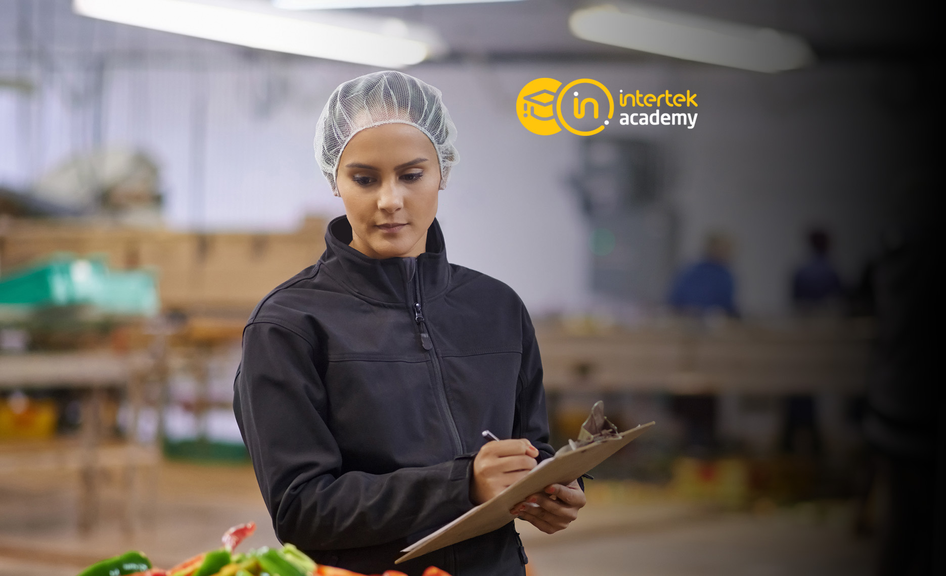 Food auditor on site